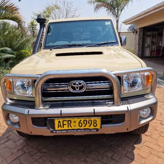 toyota land cruiser