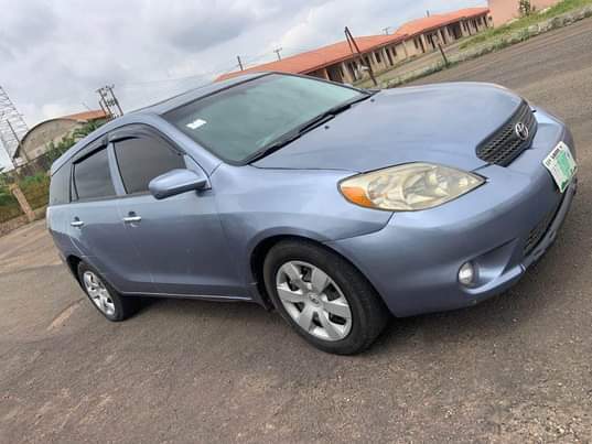 A picture of 2005 TOYOTA MATRIX
