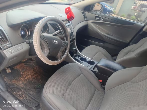 A picture of 2014 Hyundai sonata