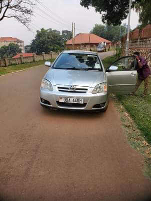 A picture of Toyota runx 2006