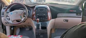 A picture of Toyota Sienna