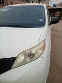 A picture of 2012 Toyota Sienna Tokunbo