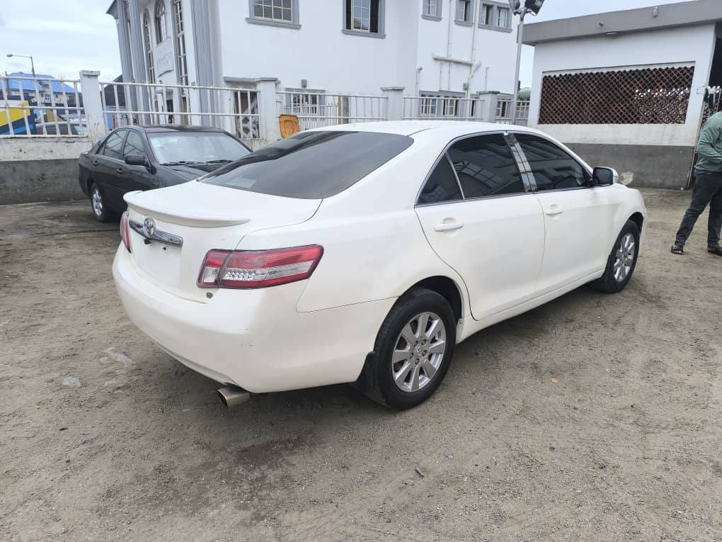 A picture of Toyota Camry 2011