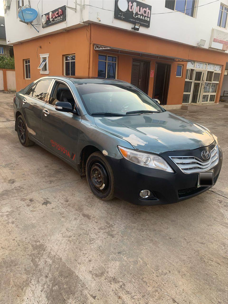 A picture of Toyota camry 2009 First body Thumb start Engine and gear