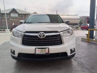 A picture of Foreign Used Toyota Highlander Limited Edition 2015