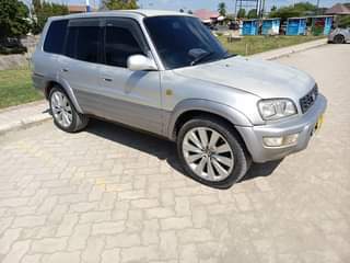 A picture of RAV4 OID 0714058883