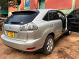 A picture of 2014 Toyota Harrier 2300