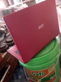 A picture of Pc Aina Ya Acer inauzwa