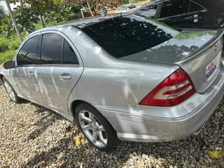 A picture of 2007 Benz C300 Hjk