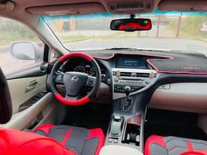A picture of OMG This is fully loaded lexus rx350 2011 fully facelifts