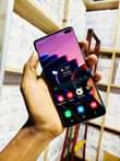 A picture of Samsung S10 plus DUOS