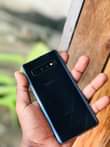 A picture of samsung s10