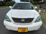 A picture of 2004 Toyota harrier new model