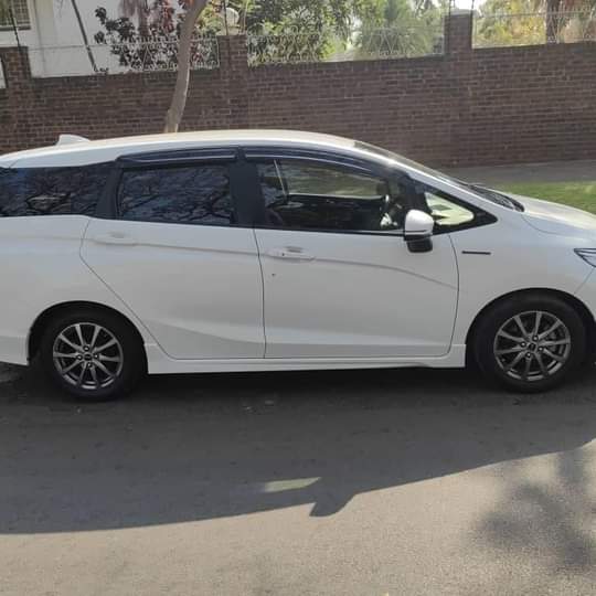honda fit shuttle