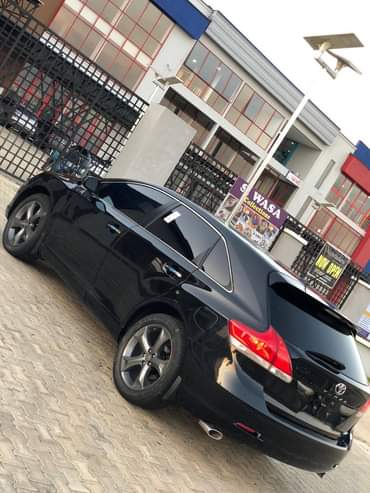 A picture of FOR SALE SUPER CLEAN USED TOYOTA VENZA KEYLESS 2010 MODEL