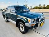 A picture of TOYOTA HULUX BEI MILIONI 39