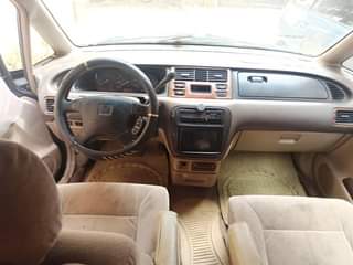 A picture of Honda Shuttle 2001