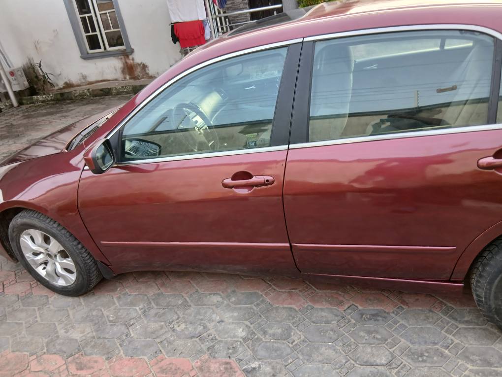 A picture of Honda accord 2005 model