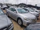 A picture of FOREIGN USED TOYOTA CAMRY XLE V6 KINDLY DM FOR INSOECTION