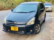 A picture of Toyota Wish Ipo mwanza
