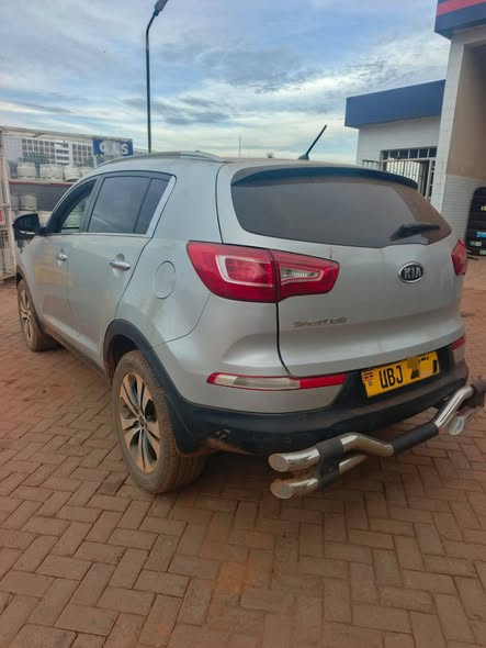 A picture of KIA 1 6cc 2013 model 16 7m