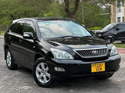 A picture of TOYOTA HARRIER CONTACT 0716480525