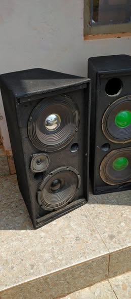 speakers