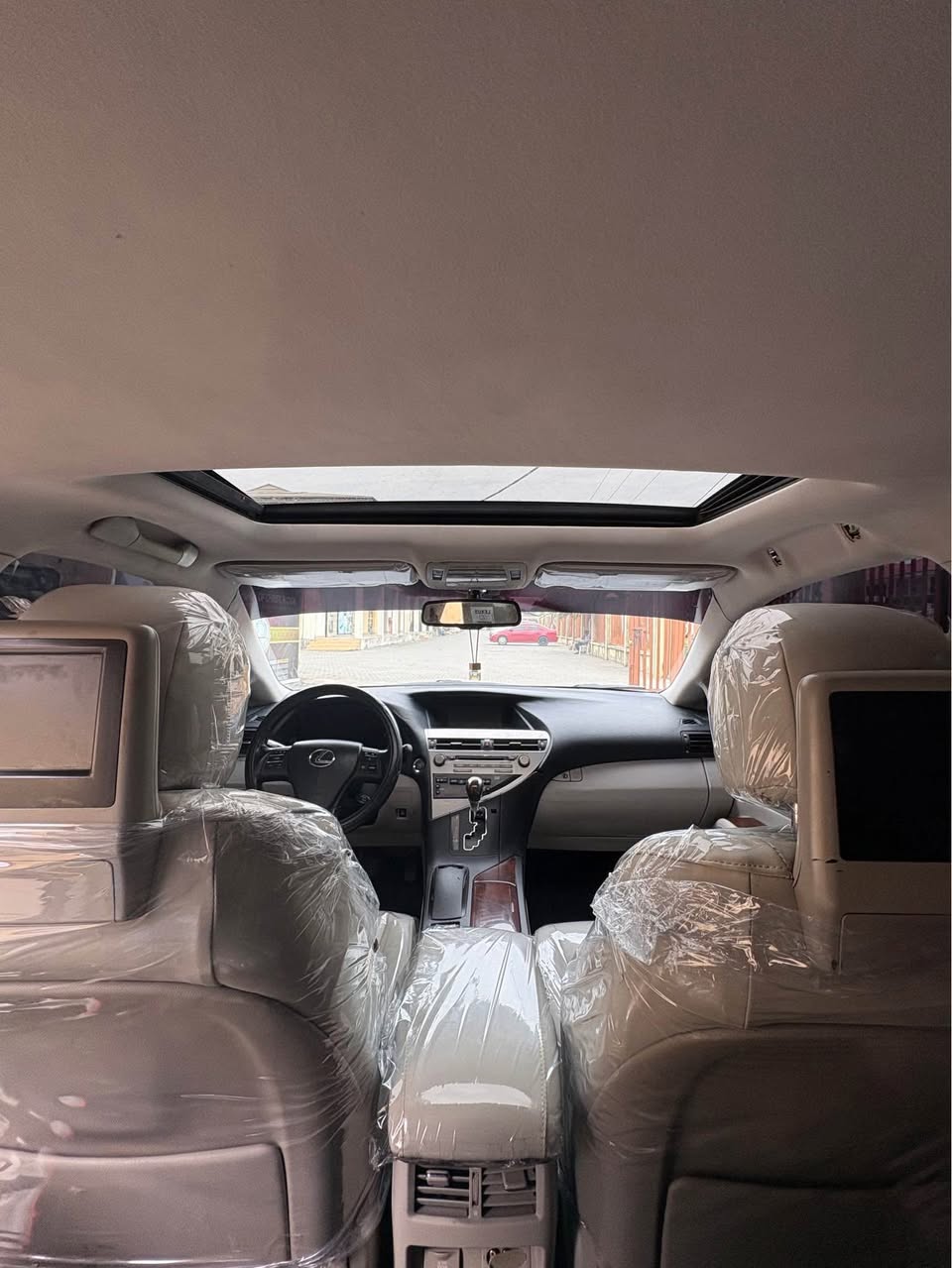 A picture of 2010 Lexus Rx 350 Direct Owner 14.5M