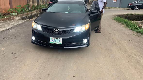 A picture of Toyota camry 2014 direct