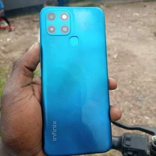 A picture of Infinix smart 6 Gb32 ram 2