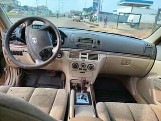 A picture of UNREGISTERED HYNDAI SONATA 2008