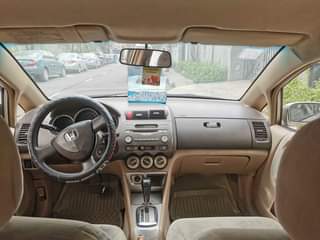 A picture of Honda city 2005