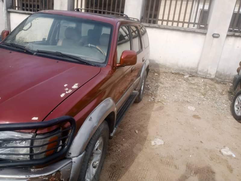 A picture of Old Model Toyota 4Runner for sale Good V6 Engine Gear