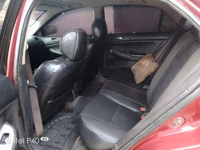 A picture of Honda Accord 2005