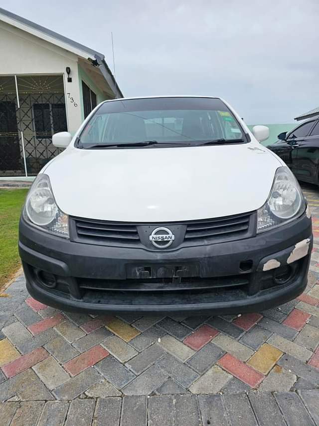 nissan ad wagon