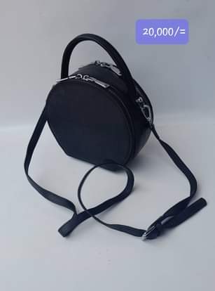 A picture of Second hand bags