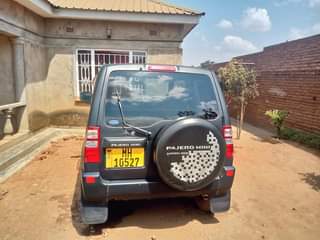 used mitsubishi pajero
