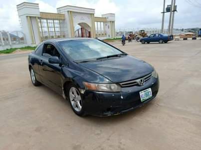 A picture of 2009 HONDA CIVIC contact 08035440418 Civic