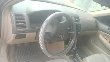A picture of Honda Accord EOD 2005