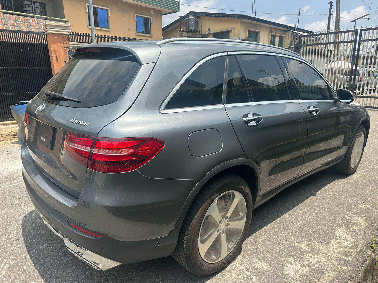 A picture of Toks 2017 Mercedes Benz GLC300 Accident Free Automatic Transmission Leather