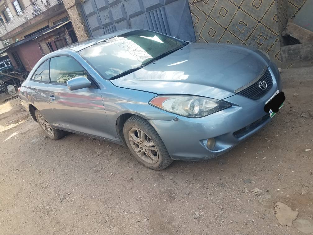 A picture of TOYOTA SOLARA FOR SALE