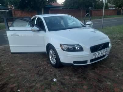 volvo s40