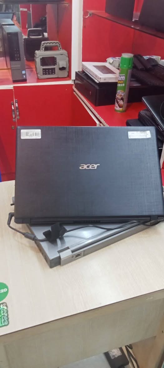 A picture of BACK TO SCHOOL Offer UK used Accer Laptop With 8gb