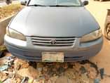 A picture of Toyota Camry 1999 toss