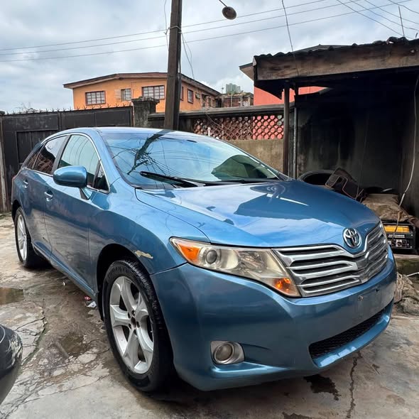 A picture of DISTRESS SALES Weekend deal Clean registered Toyota Venza 2011 XLE