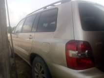 A picture of TOYOTA HIGHLANDER 4plugs
