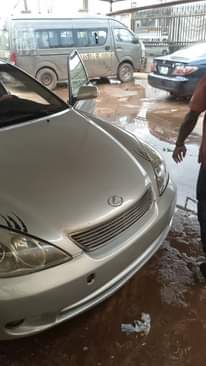 A picture of LEXUS ES 300