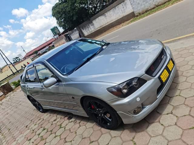 used toyota altezza