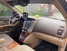A picture of Super Sharp 2005 RX330 Selling for Belgium Grade Very Sound