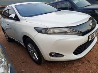 A picture of Toyota Harrier